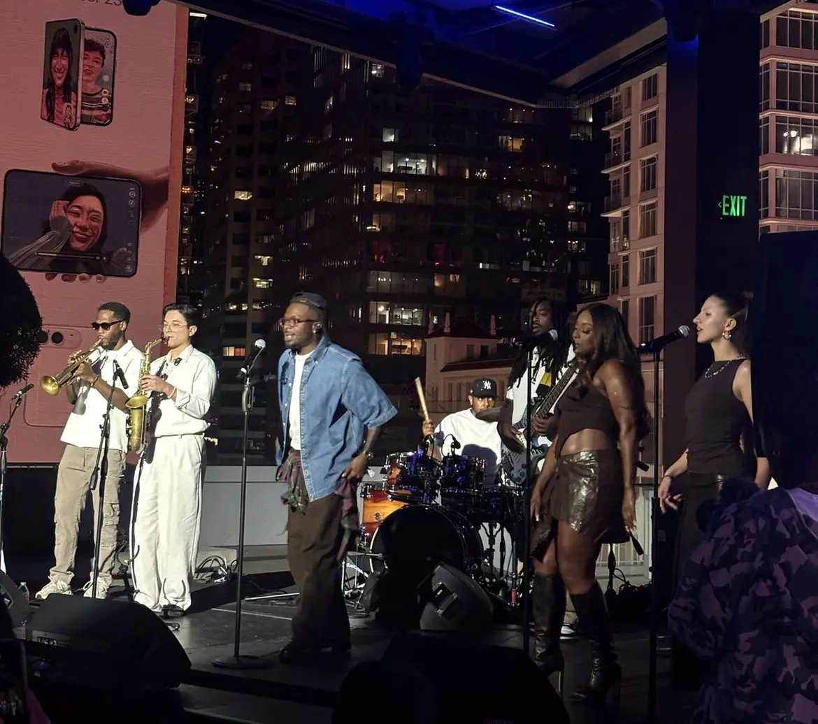 Isaiah Rashad & band at The Grammy Museum