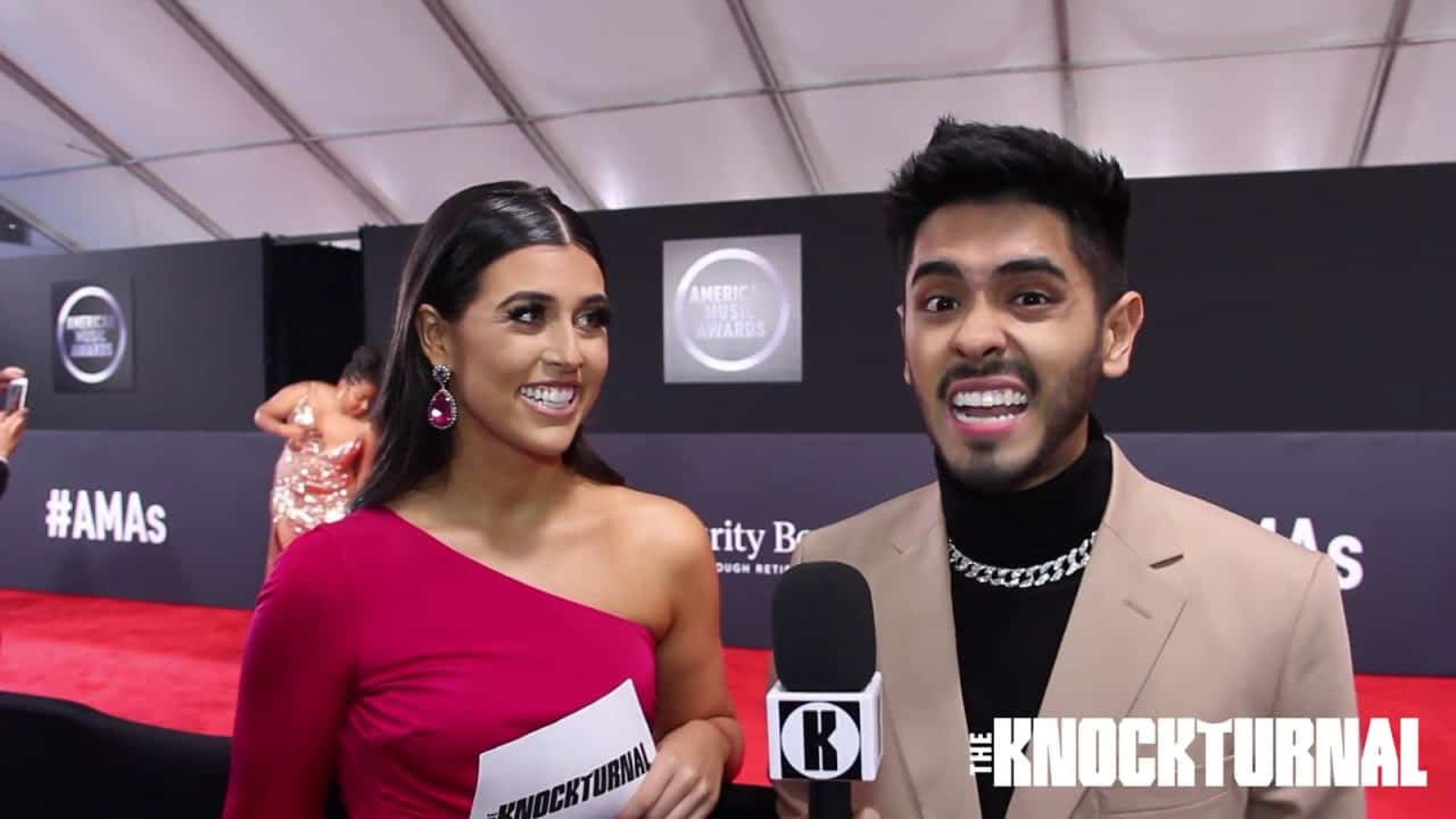 On The Scene: The 2019 AMA's Red Carpet [Video] - The Knockturnal