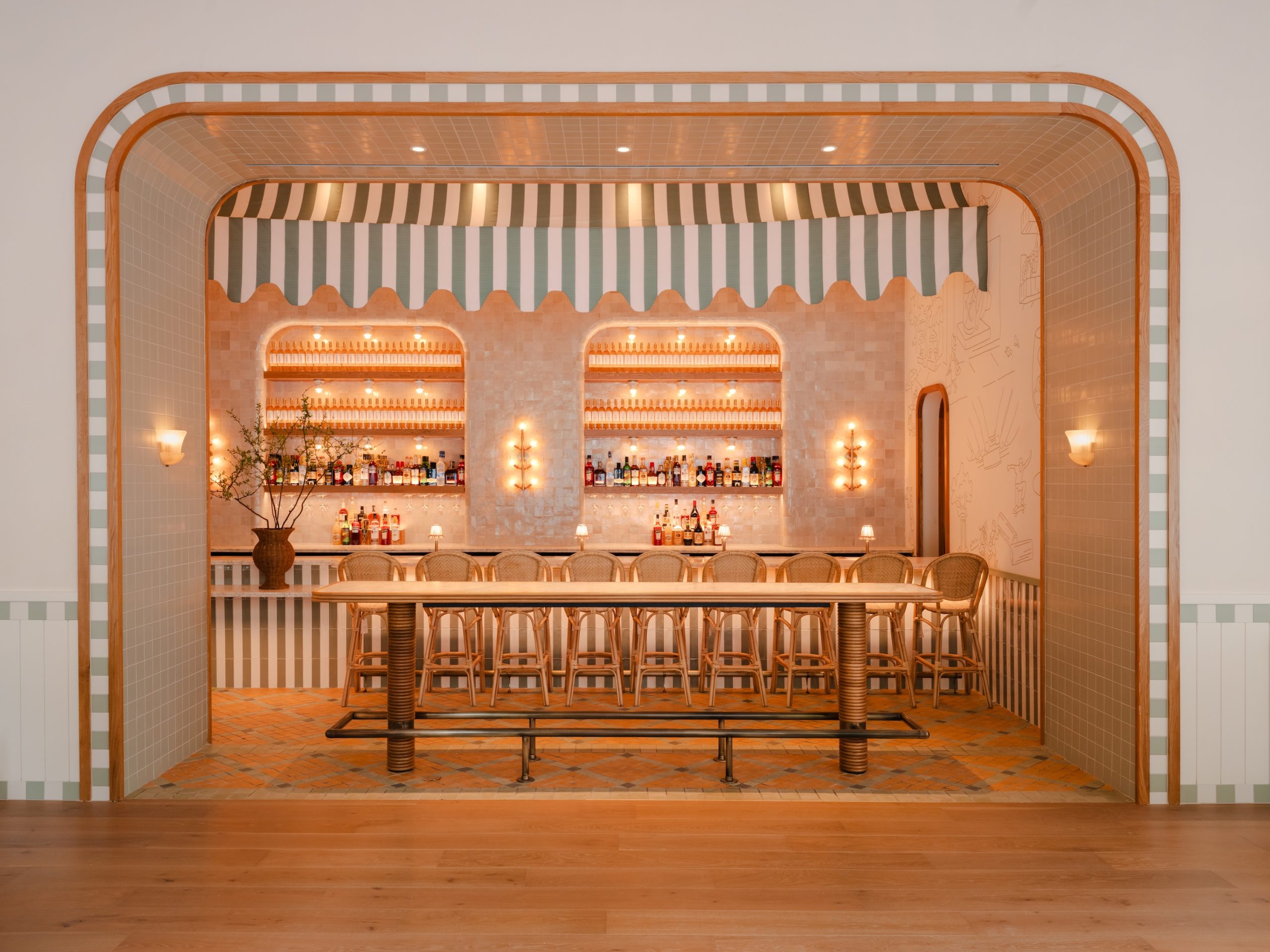 La Pecora Bianca Makes Impressive Broadway Debut